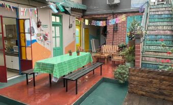 A la Gurda Hostel