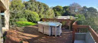Birdsong Hideaway Two-Bedroom Suite in Browns Bay