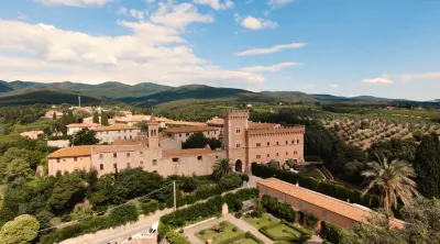 Tasteful Apartment with Shared Pool Отели рядом с достопримечательностью «Cantina Castello di Bolgheri»