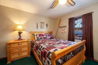 แบร์ฟุติน 3 ห้องนอน เคบิน บาย เรดอว์นนิง