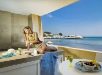 White Bay Hotels in Fontane Bianche