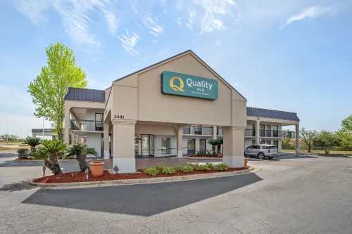 Quality Inn Hotels in Foley