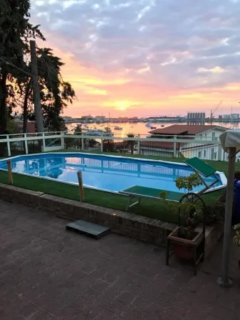 B&B Villa Delle Rondini Отели в г. Сан-Никола-да-Крисса