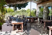 Les Résidences de Métifiot Hotels in Verquieres