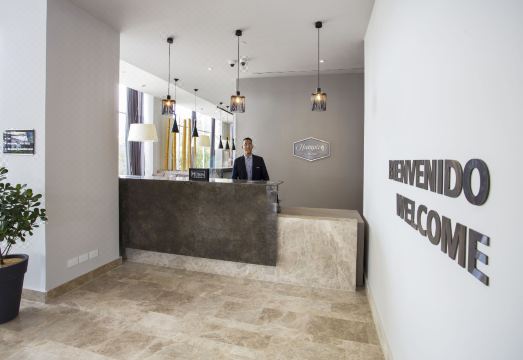 Hampton by Hilton David