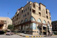 Hak Mall Suites - parking