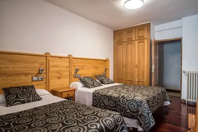 Hotel la Rambla Hotel di Broto