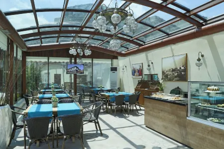 Bursa İpekyolu Hotel Отели рядом с достопримечательностью «Часовая башня Нусретие»