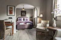 Charmehotel Klokkenhof Hotels in Stabroek