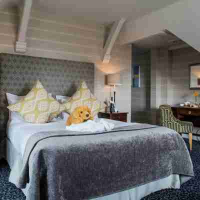 The Coed-Y-Mwstwr Hotel Rooms