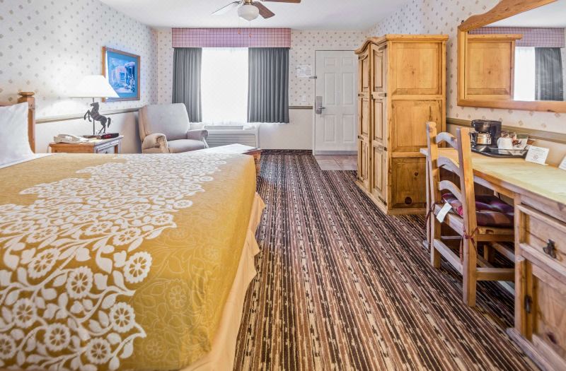 Days Inn by Wyndham Lebec