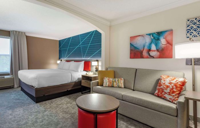 Comfort Inn & Suites