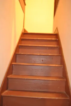 Newark Hansbury Multi Level House Отели рядом с достопримечательностью «Университет Кин»