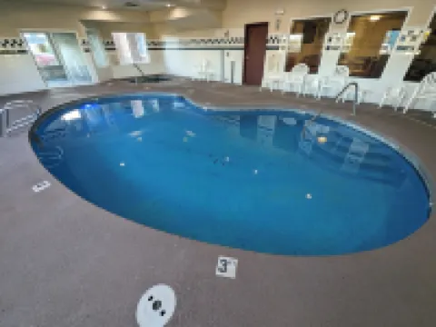 Toppenish Inn and Suites
