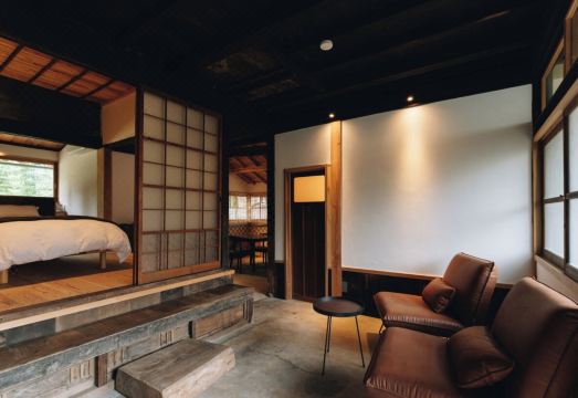 3. 리타 이즈미후모..