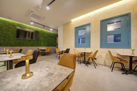 23 Boutique Hotel Отели рядом с достопримечательностью «Хал-Сафлиени»