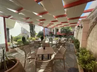 Flisvos Hotel di Vigla