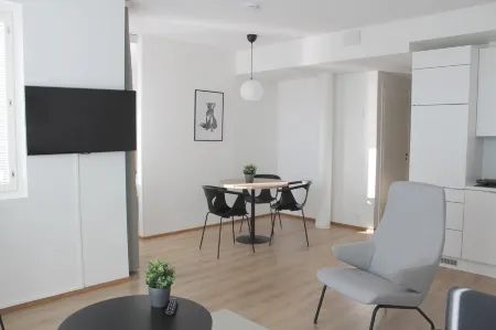 Forenom Serviced Apartments Rovaniemi Valtakatu Отели рядом со станцией Железнодорожная станция Рованеми