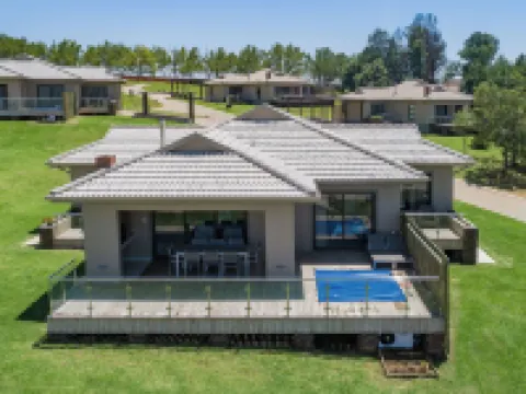 Cayley Mountain Resort Hotels in Uthukela DC
