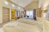 Wellnesshotel Deine Auszeit Hotels in Neukirchen