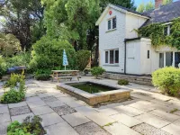 Croft Cottage, 3 bedroom cottage, woodland setting, close to beaches