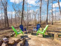 Stay Awhile @ Trailhead Cabins Hotels in Monteagle