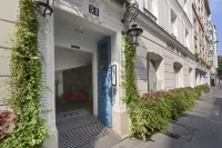 Hotel Le Mareuil Hotels in Paris