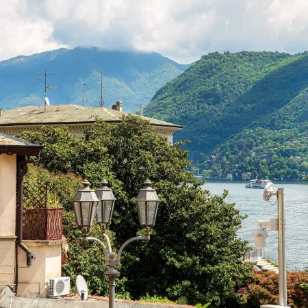 Sandy Hotels in Cernobbio