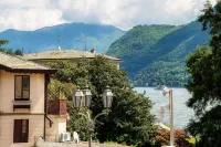 Sandy Hotels in Blevio