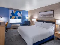 Holiday Inn Express & Suites HENDERSON by IHG Hotels near Henderson