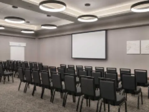 ทรูบายฮิลตัน ศูนย์การประชุมดาวน์ทาวน์เดนเวอร์ โรงแรมในเดนเวอร์