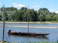 charm and comfort of the campaign in the castles of the Loire.