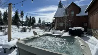 Hot Tub and BBQ - Charming Woodsy Cabin Retreat Hotels in El Dorado County
