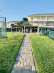 Golf Course Views and Modern Amenities - Charming Coastal Retreat