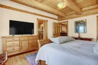 Spa Amenities and Incredible Views - Majestic Mountain Haven