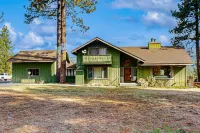 Rustic riverfront house with wood stove & valley views from private deck Hotels near Eagle Ridge RV Park