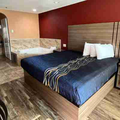 Baymont by Wyndham Manteca Rooms