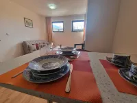 Mountain Paradise 1 - 1 Bright Two Floor Apartment - Wifi -Balcony