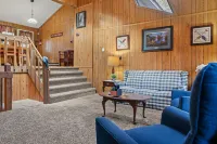 Charming Lake Escape with Dock and Firepit - Relaxing Poconos Retreat