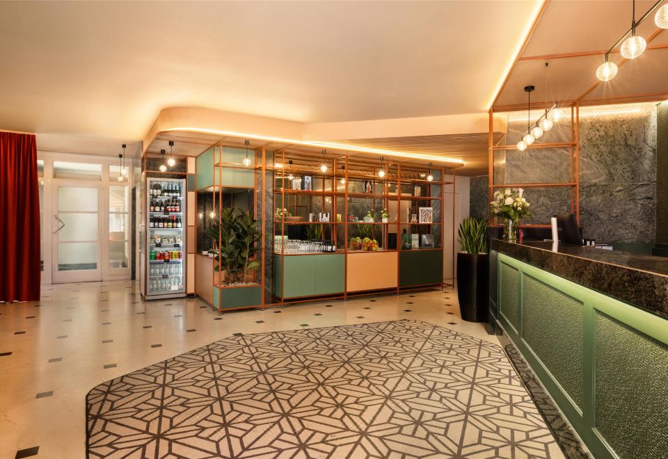 NH Brussels Carrefour de L Europe Over view