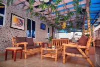 Le Nest Accommodation - parking