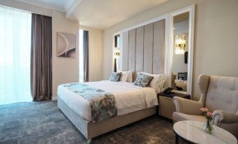 Panoramic Mamaia Hotel
