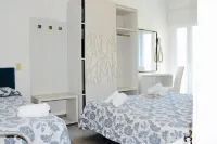 Hotel President - balcony