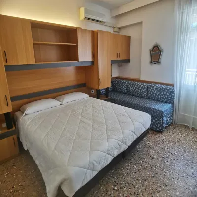 Hotel Valdor Hotels near بورانو