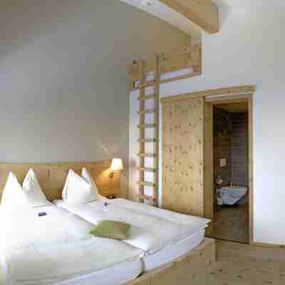 Romantik Hotel Muottas Muragl Rooms