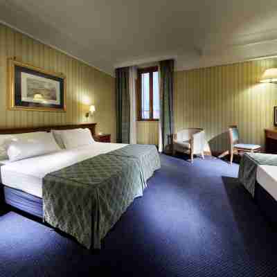 Exe International Palace Rooms
