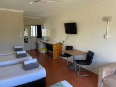 Birch Motel Bowen Previously Known As Bowen Arrow Motel Hotels in Bowen