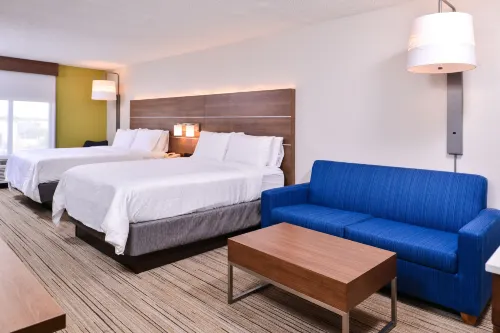 Holiday Inn Express & Suites Tampa-Anderson RD/Veterans Exp Các khách sạn ở Citrus Park
