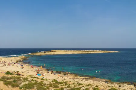 Modern Beautiful Pool and Sea Apt Qawra - Happy Rentals