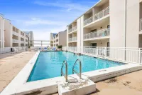 Sugar Beach153- 4 Pools Beachfront Hotels in Orange Beach